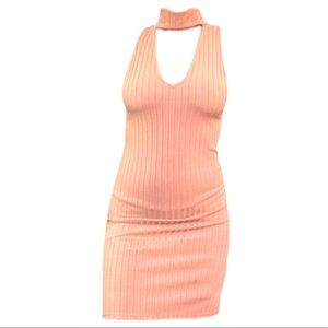 Kendall & Kylie V-Neck Cutout Choker Ribbed Dusty Pink Fitted Sleeveless Dress